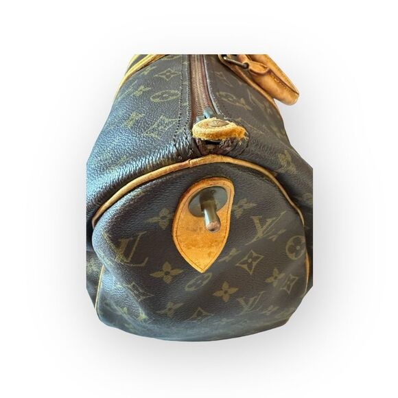 Louis Vuitton Monogram Keepall 45 - Picture 10 of 14